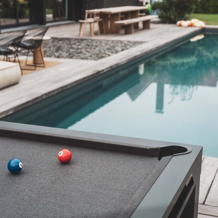Cornilleau 7ft Classic Outdoor Pool Table - Black - Image 4